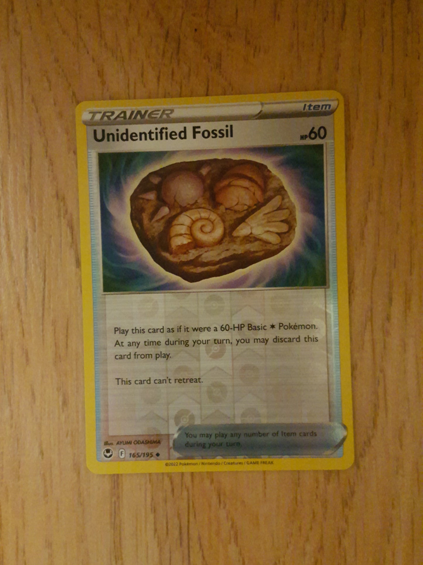 Pokemon Card Silver Tempest 165/195 Unidentified Fossil Item Reverse Holo Uncommon *MINT*