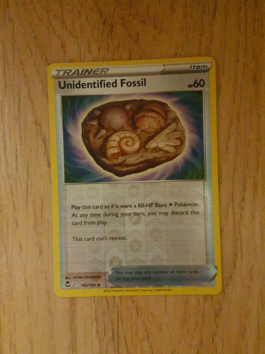 Pokemon Card Silver Tempest 165/195 Unidentified Fossil Item Reverse Holo Uncommon *MINT*