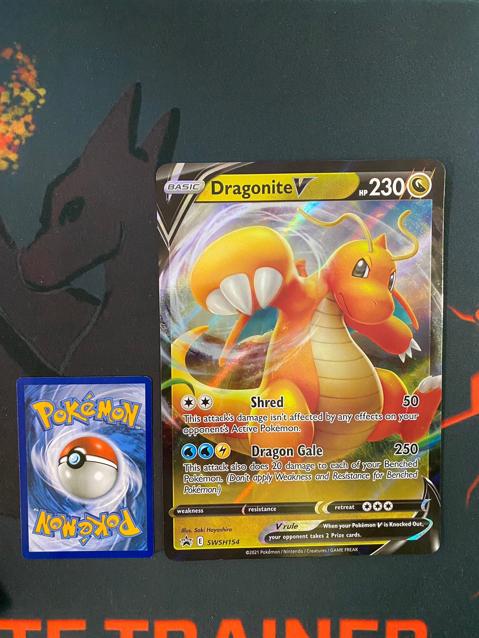 Pokemon Card SWSH154 Dragonite V JUMBO OVERSIZED BLACK STAR PROMO –  Brokenvase Games